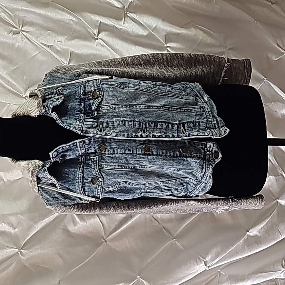 🧥 Free People Jean Jacket size XS - detachable hood